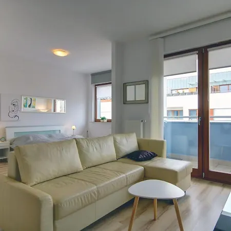 - Chelmonskiego Apartamento